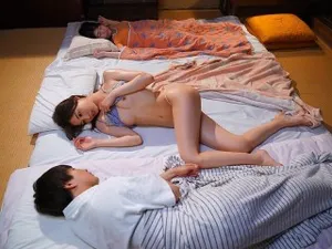HUNTB-460 Khi về nhà, tôi chỉ mặc một chiếc quần lót, khi ra khỏi bồn tắm, tôi chỉ quấn một chiếc khăn tắm, và khi đi ngủ, tôi hoàn toàn khỏa thân, và tôi không thể chịu đựng được nữa! Tôi đùa giỡn với cơ thể đang ngủ của chị dâu tôi! Từ…2